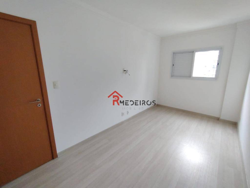 Apartamento à venda com 3 quartos, 116m² - Foto 14