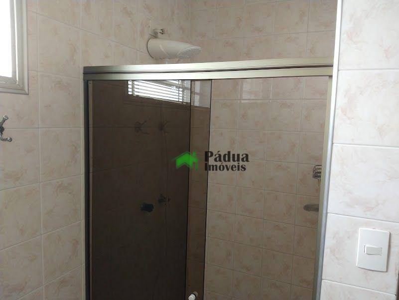 Casa à venda com 4 quartos, 226m² - Foto 17