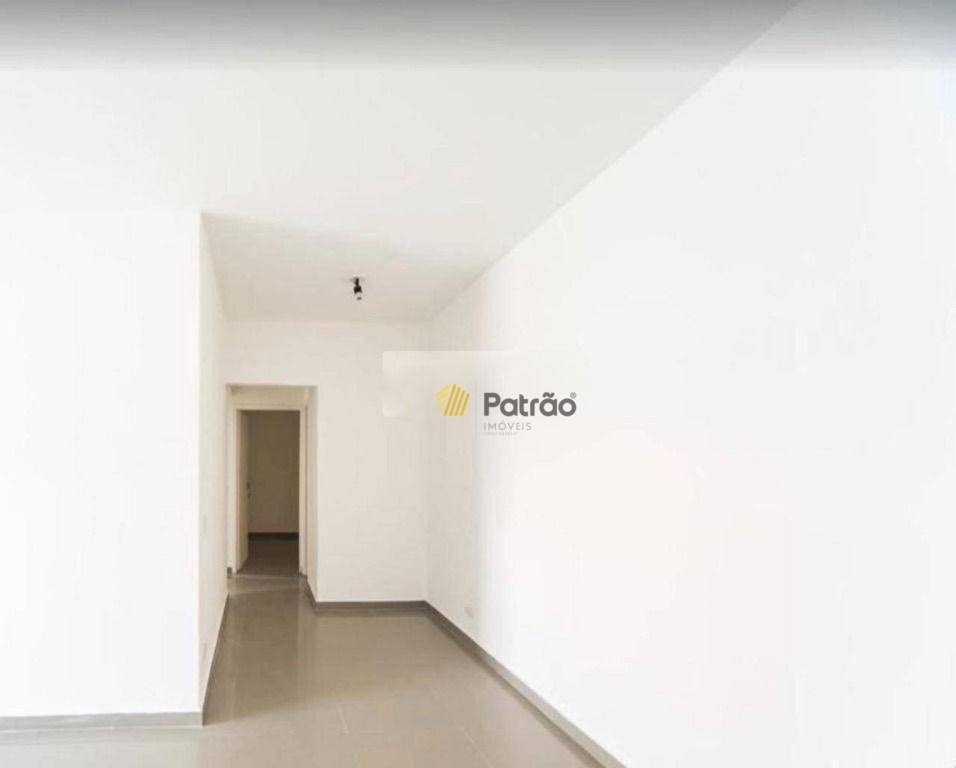 Apartamento para alugar com 3 quartos, 85m² - Foto 4