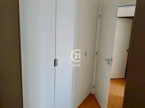 Apartamento para alugar com 2 quartos, 64m² - Foto 2