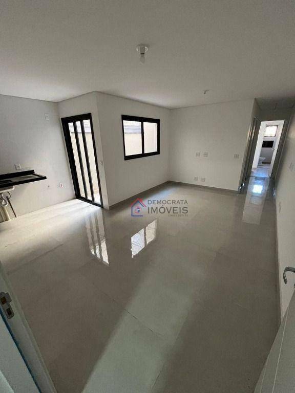 Apartamento à venda com 2 quartos, 45m² - Foto 1