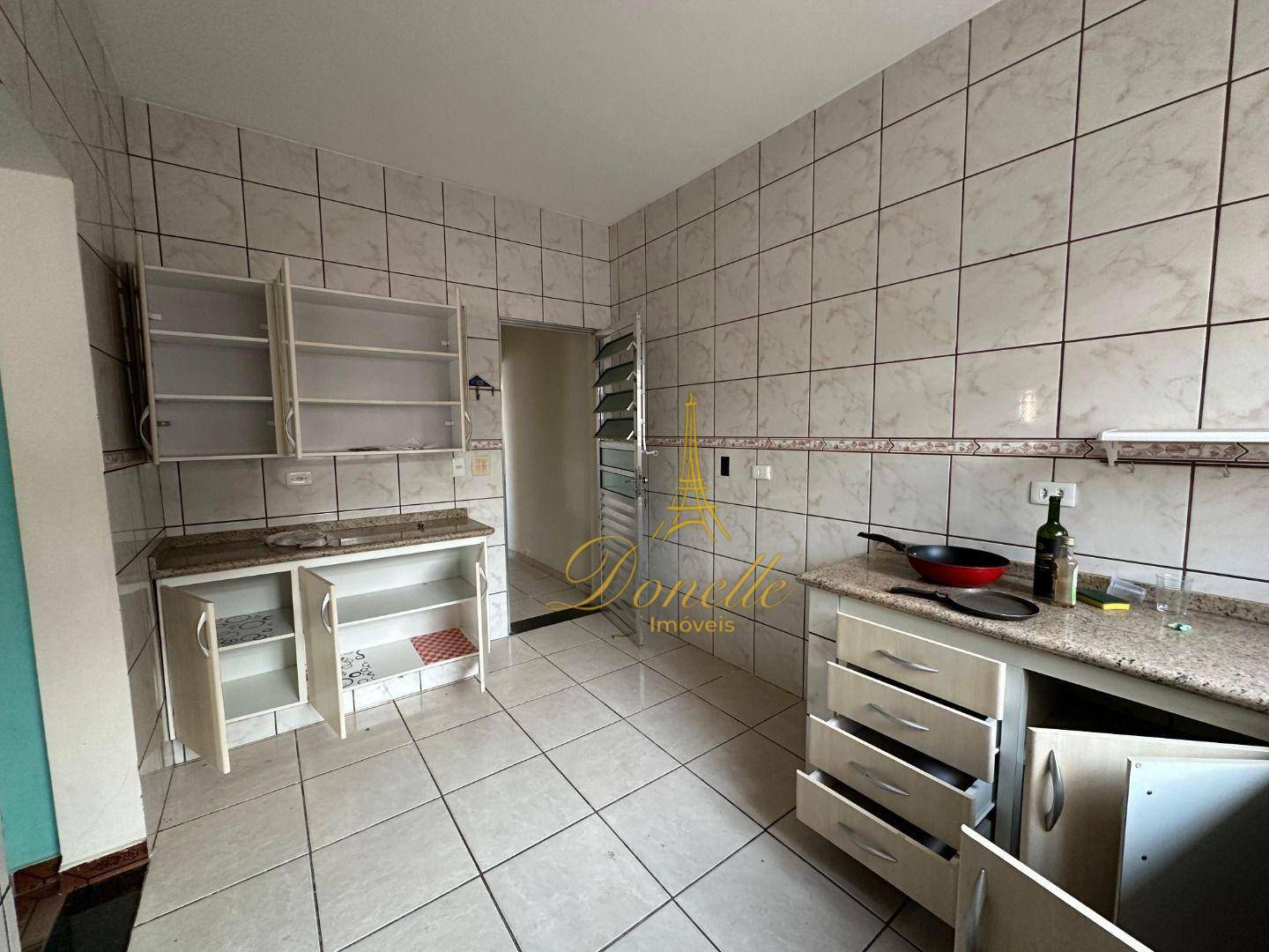 Casa à venda com 3 quartos, 182m² - Foto 10