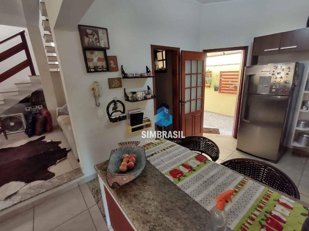 Casa à venda com 3 quartos, 194m² - Foto 28