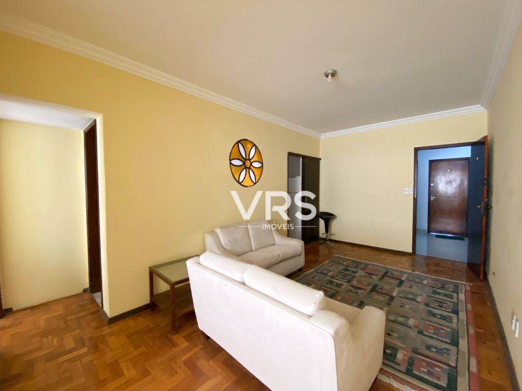 Apartamento à venda com 1 quarto, 41m² - Foto 2