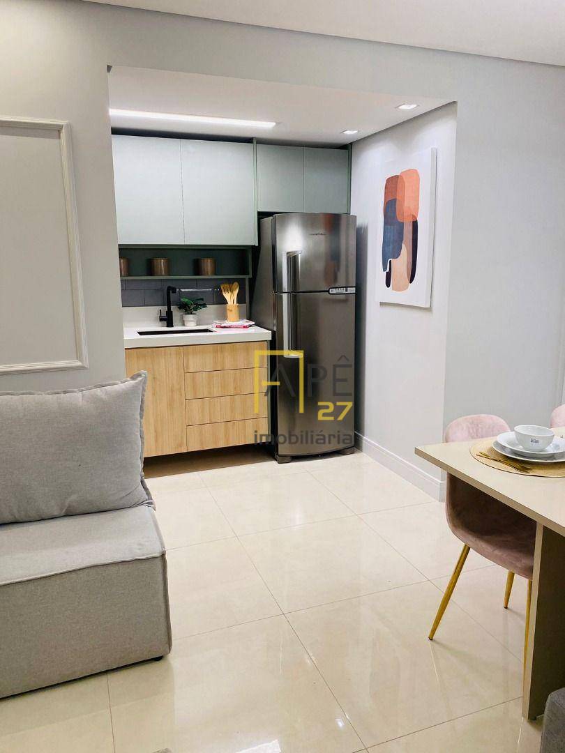 Apartamento à venda com 2 quartos, 40m² - Foto 15