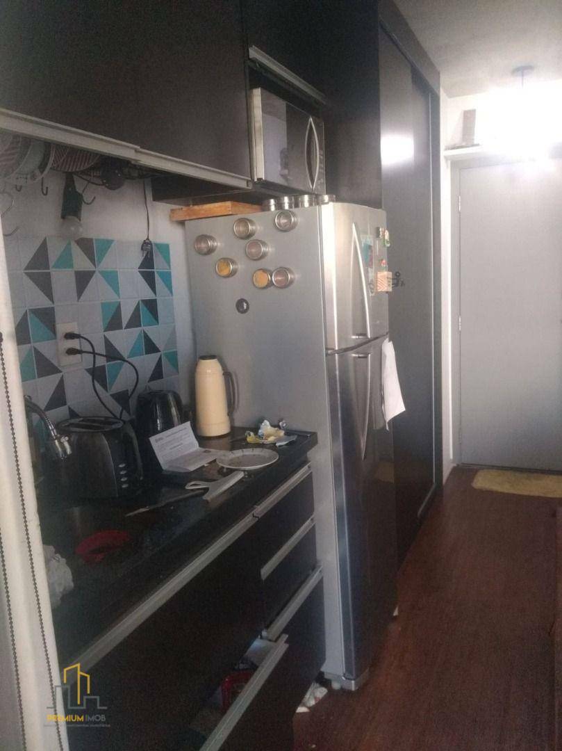 Apartamento à venda com 1 quarto, 30m² - Foto 3