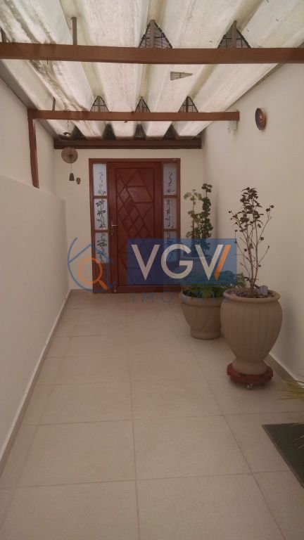 Casa à venda, 200m² - Foto 1