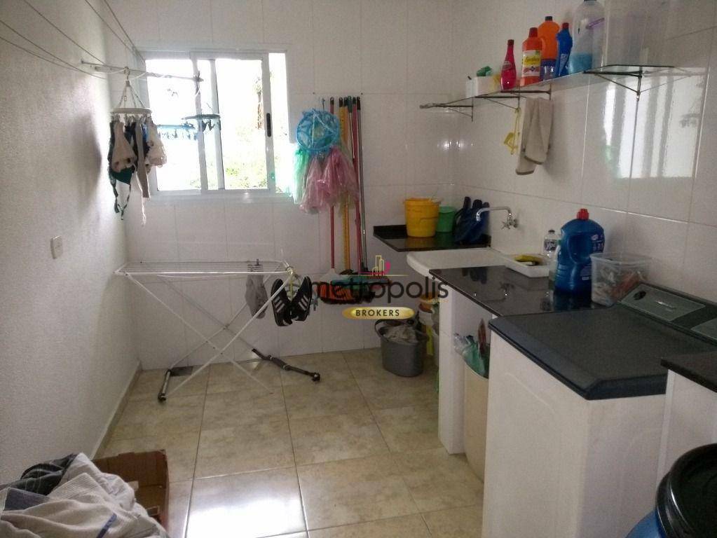 Sobrado à venda com 3 quartos, 300m² - Foto 9