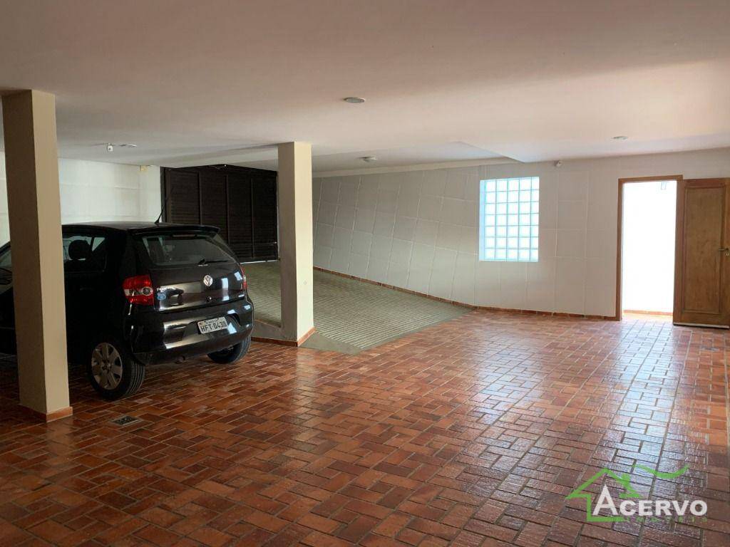 Casa de Condomínio à venda com 5 quartos, 650m² - Foto 36