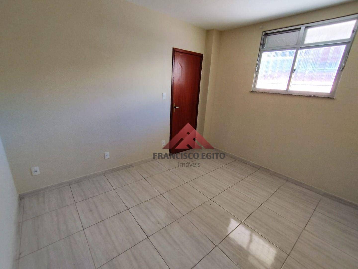 Casa para alugar com 2 quartos, 45m² - Foto 4