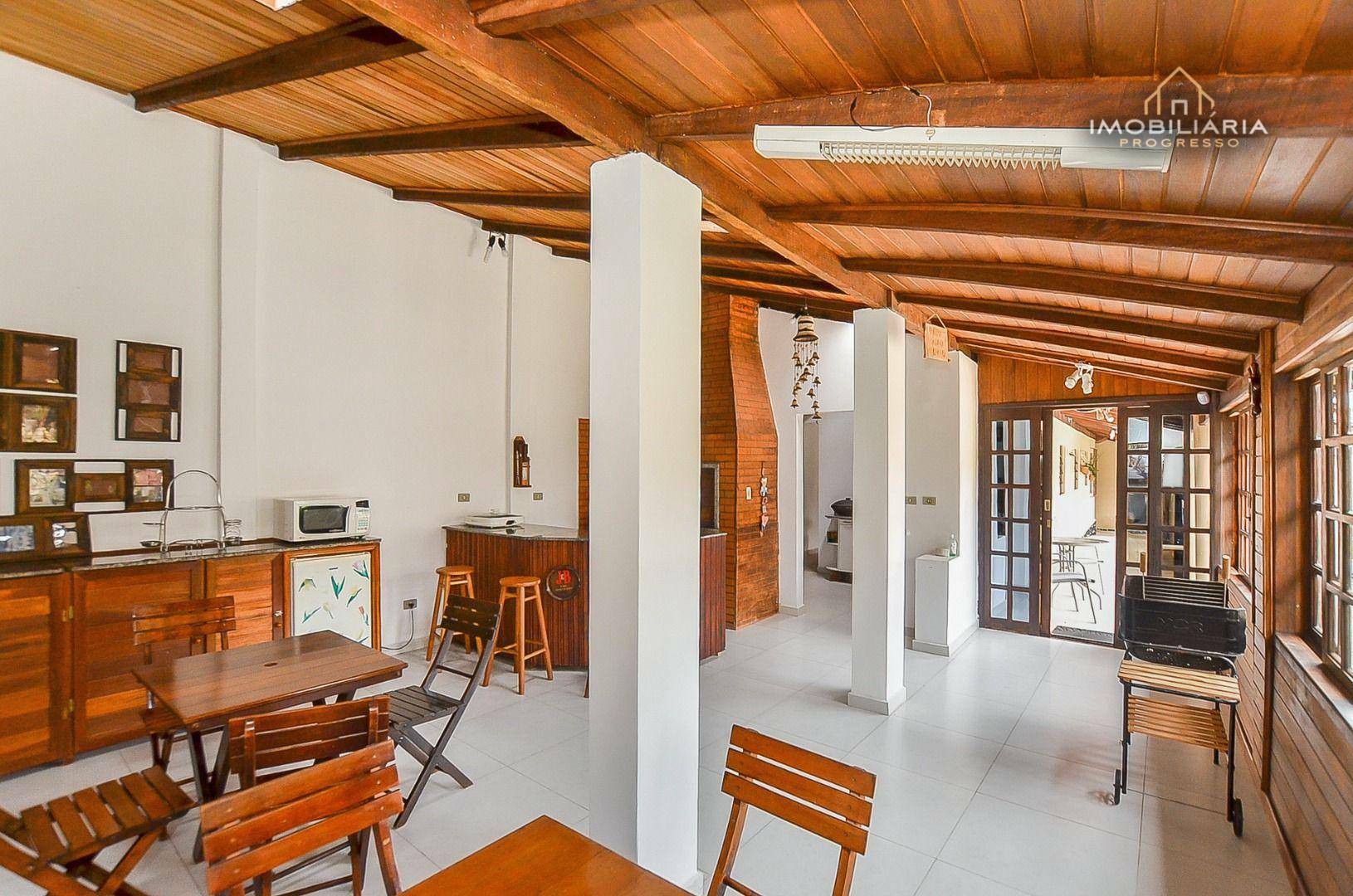 Casa para alugar com 3 quartos, 371m² - Foto 41