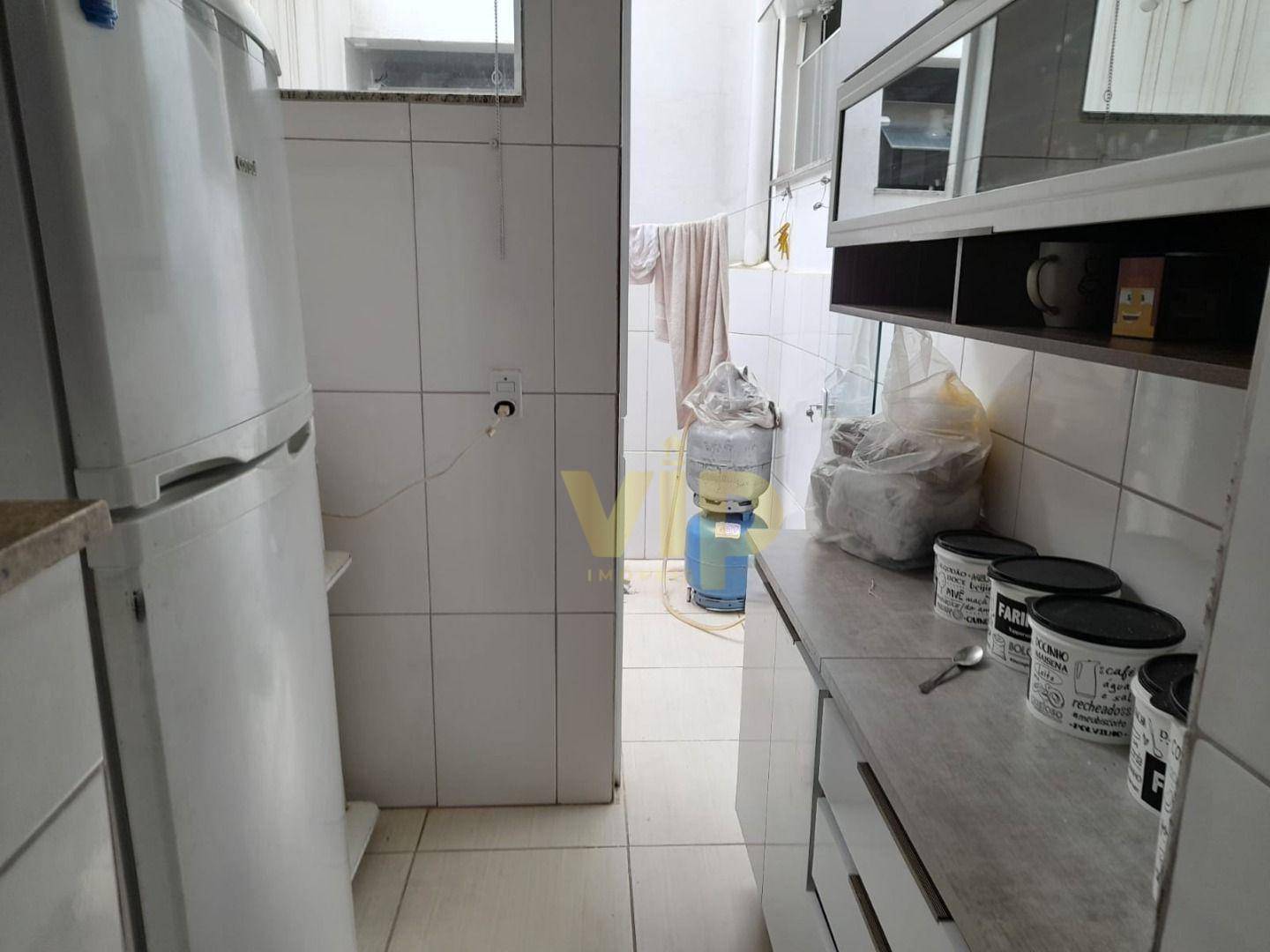 Apartamento à venda com 2 quartos, 58m² - Foto 4