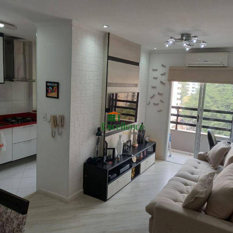 Apartamento à venda com 2 quartos, 60m² - Foto 4