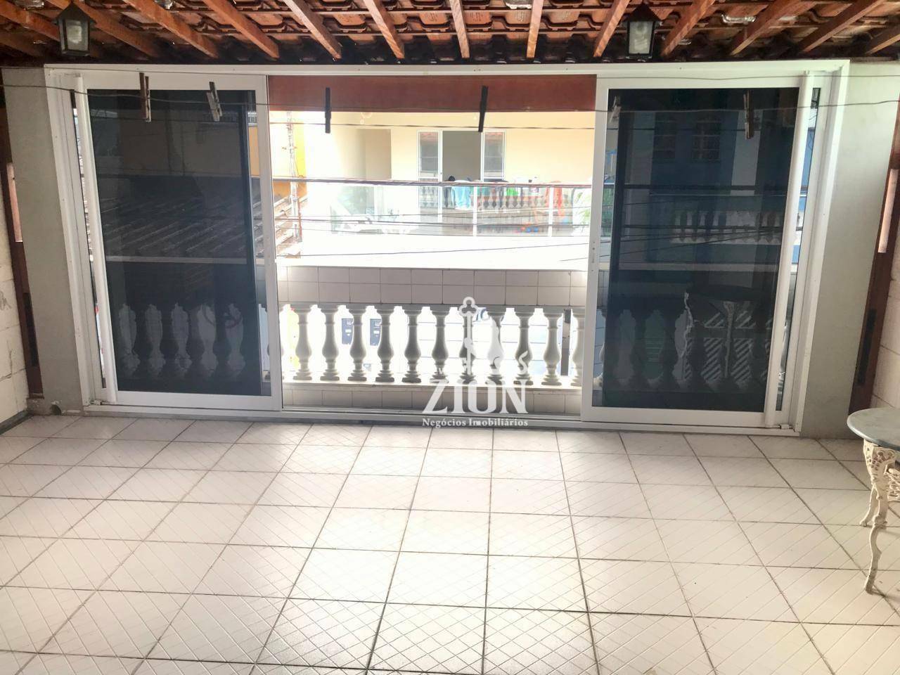 Sobrado à venda com 3 quartos, 120m² - Foto 4