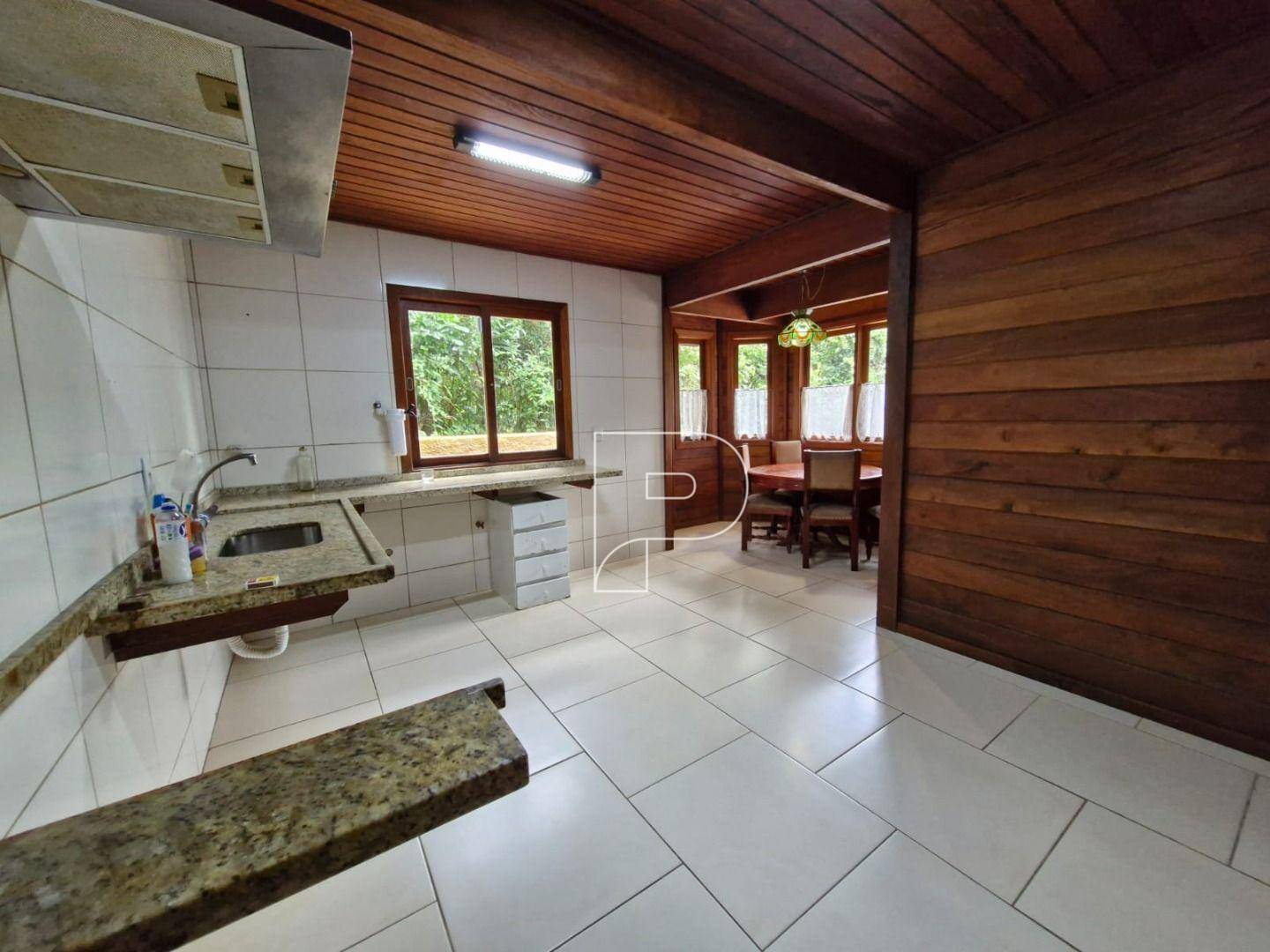 Casa de Condomínio à venda com 3 quartos, 253m² - Foto 6