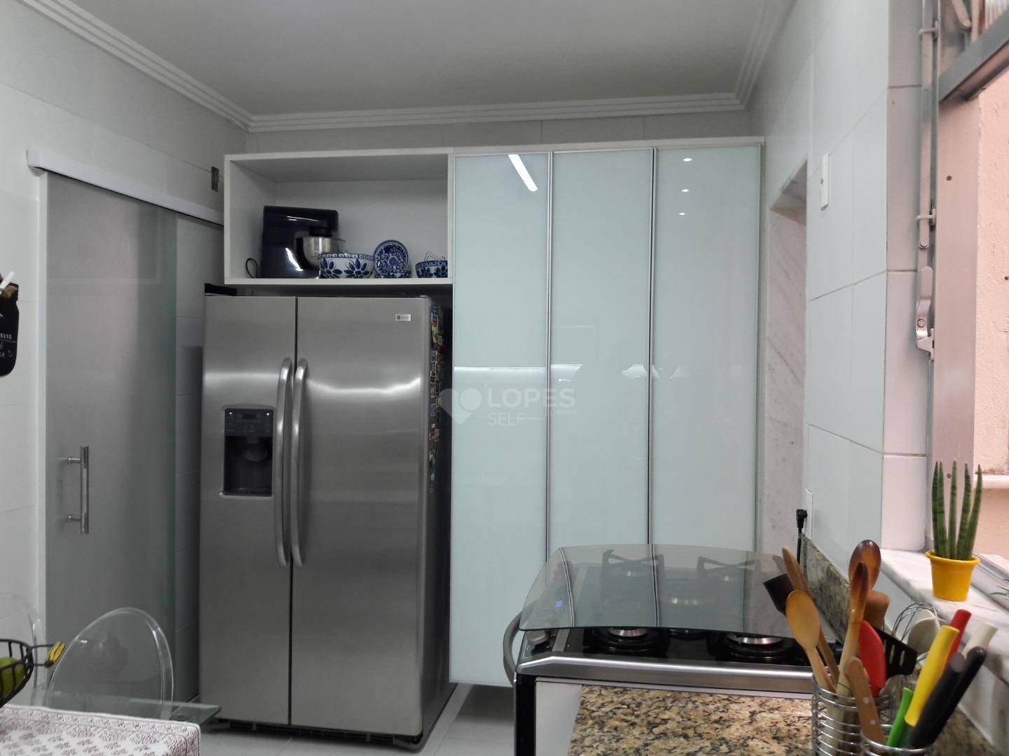 Apartamento à venda com 3 quartos, 130m² - Foto 7