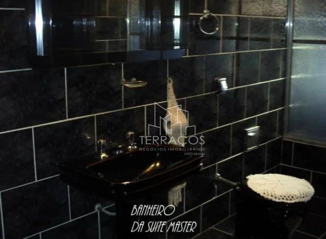 Chácara à venda com 4 quartos, 300m² - Foto 15