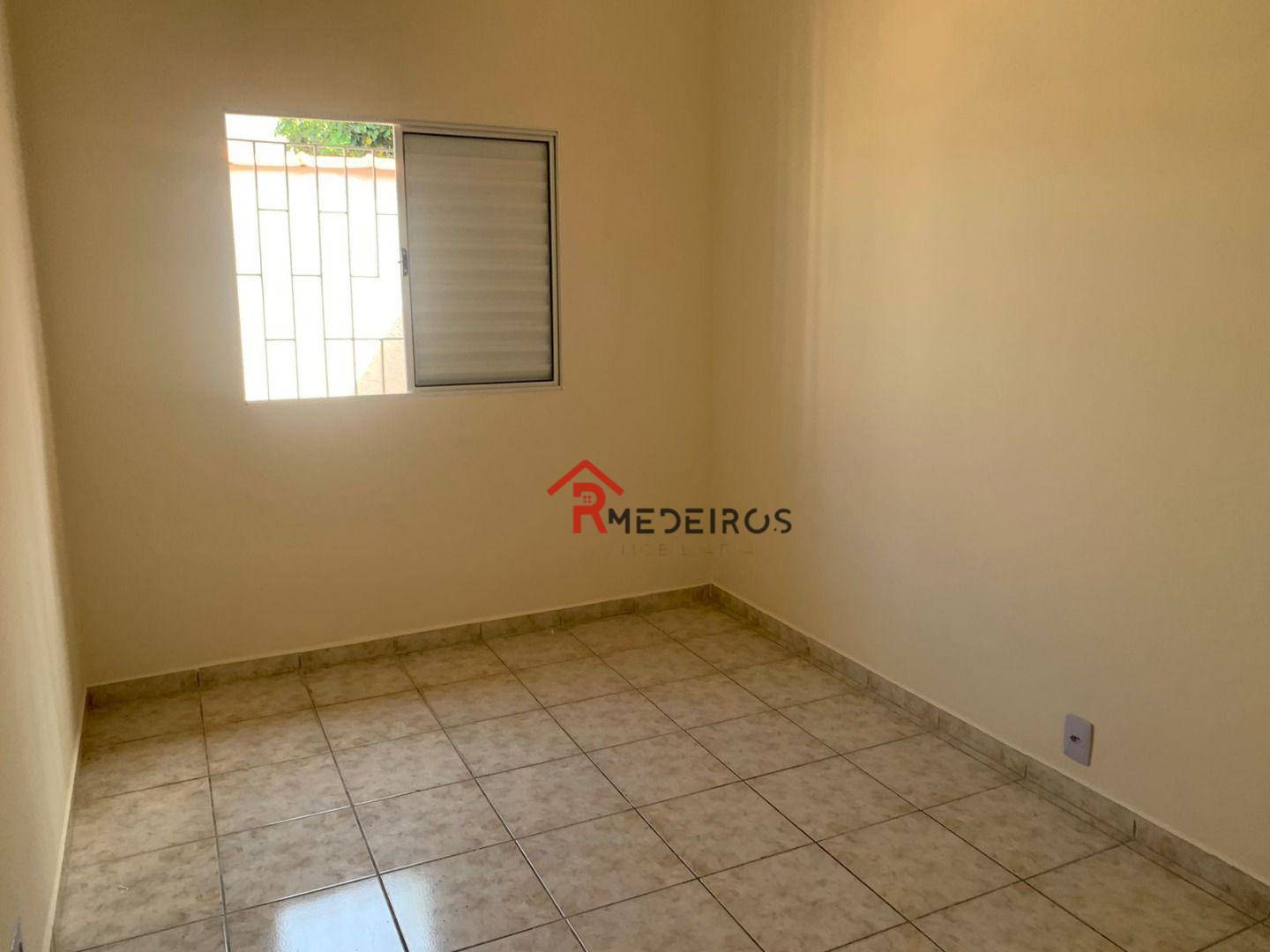 Casa à venda com 2 quartos, 68m² - Foto 17