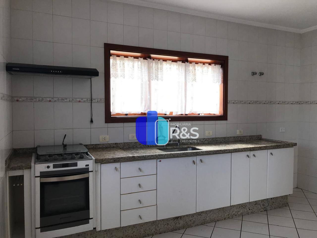 Casa de Condomínio à venda com 3 quartos, 298m² - Foto 29