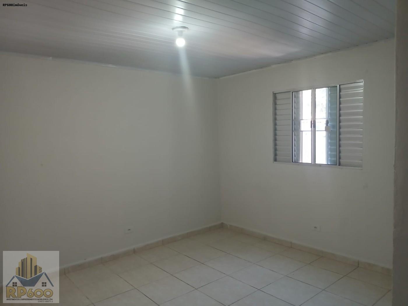 Casa para alugar com 1 quarto, 40m² - Foto 10