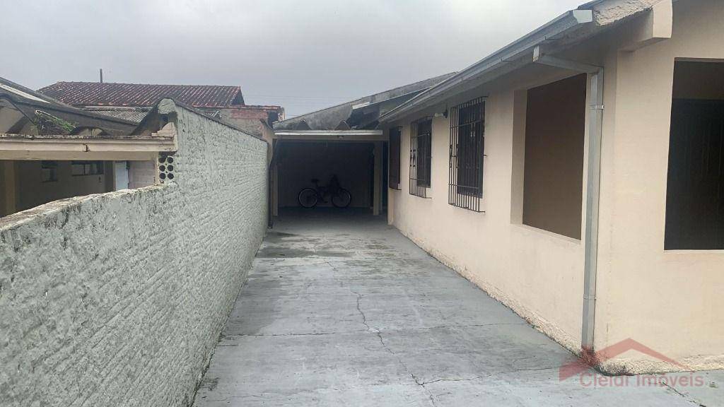 Casa para alugar com 2 quartos, 90m² - Foto 4