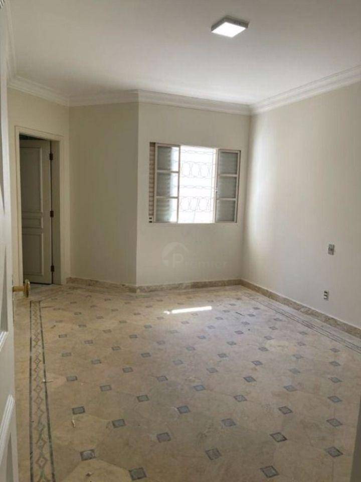 Casa à venda com 6 quartos, 870m² - Foto 6