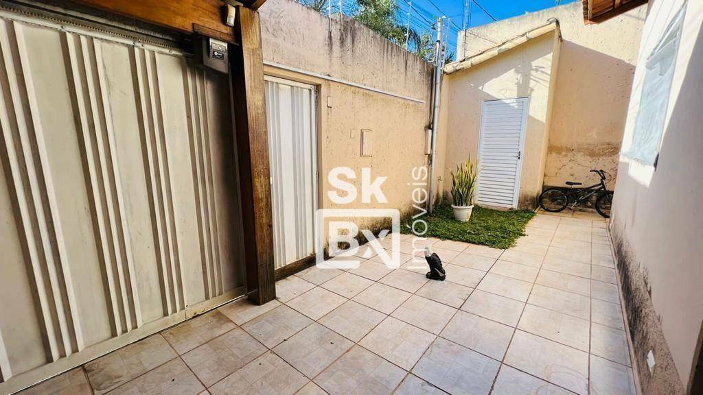 Casa à venda com 3 quartos, 150m² - Foto 10