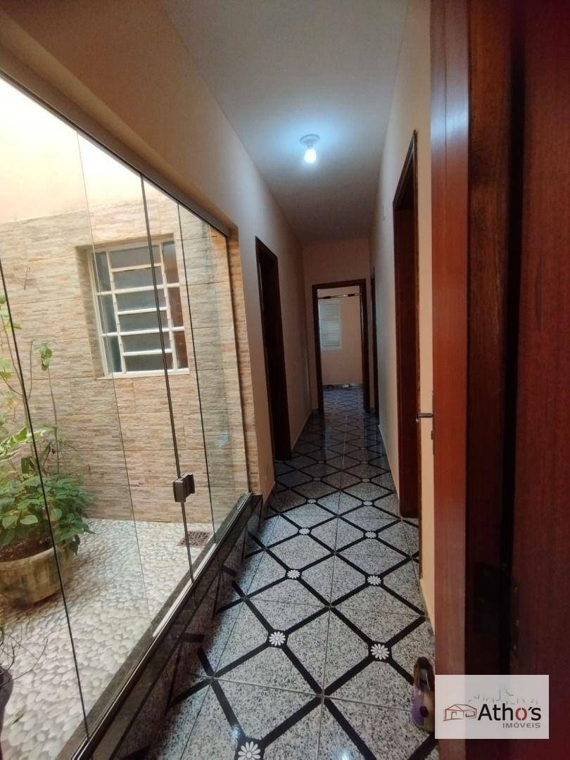 Casa à venda com 3 quartos, 122m² - Foto 7