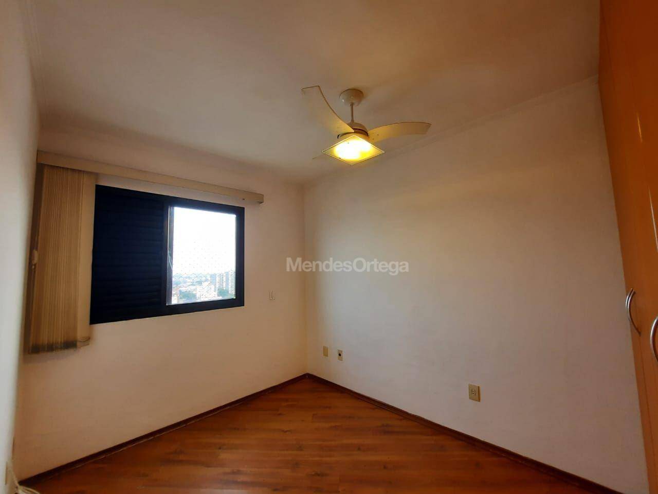 Apartamento à venda com 3 quartos, 113m² - Foto 13