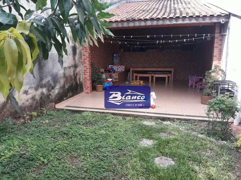 Sobrado à venda com 3 quartos, 200m² - Foto 19