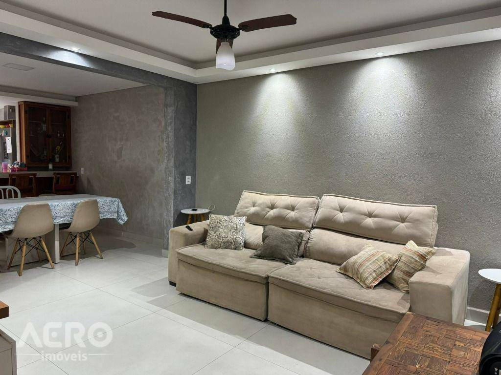 Casa à venda com 2 quartos, 200m² - Foto 21