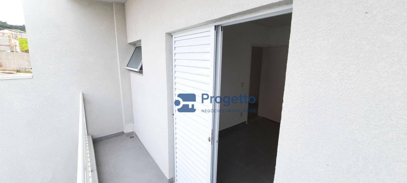 Casa à venda com 3 quartos, 100m² - Foto 17