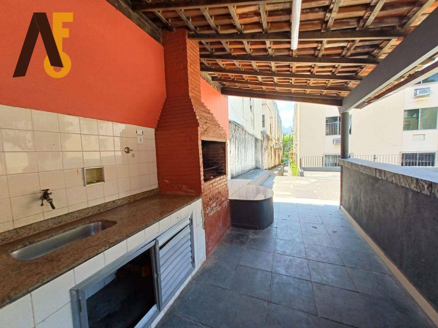 Apartamento à venda com 2 quartos, 63m² - Foto 19