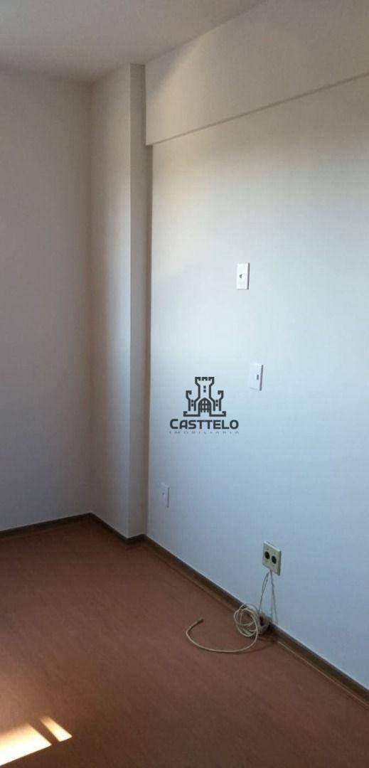 Apartamento à venda com 2 quartos, 64m² - Foto 9