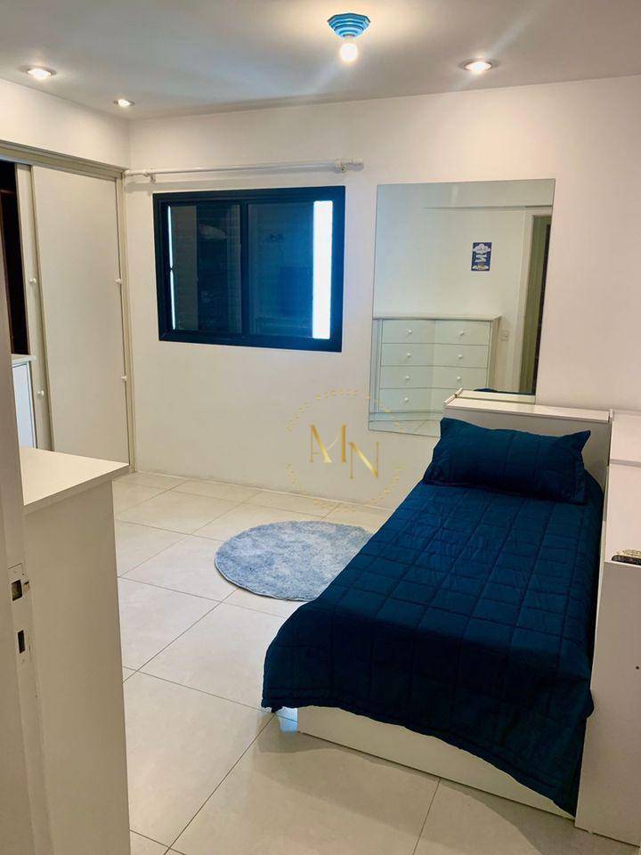 Apartamento à venda com 4 quartos, 242m² - Foto 13