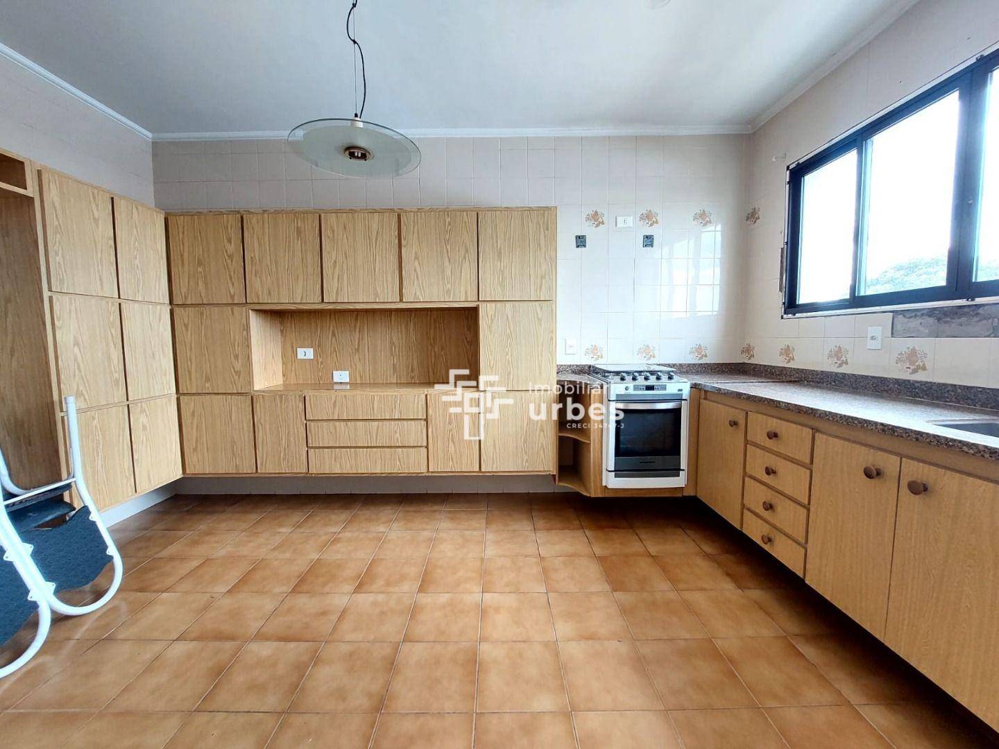 Apartamento para alugar com 3 quartos, 166m² - Foto 6