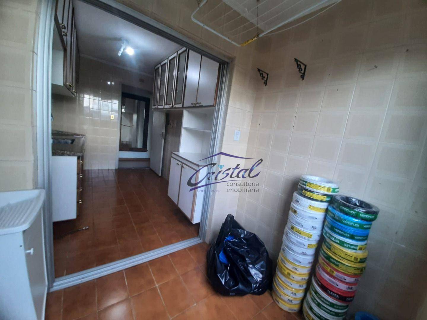 Apartamento para alugar com 2 quartos, 68m² - Foto 32