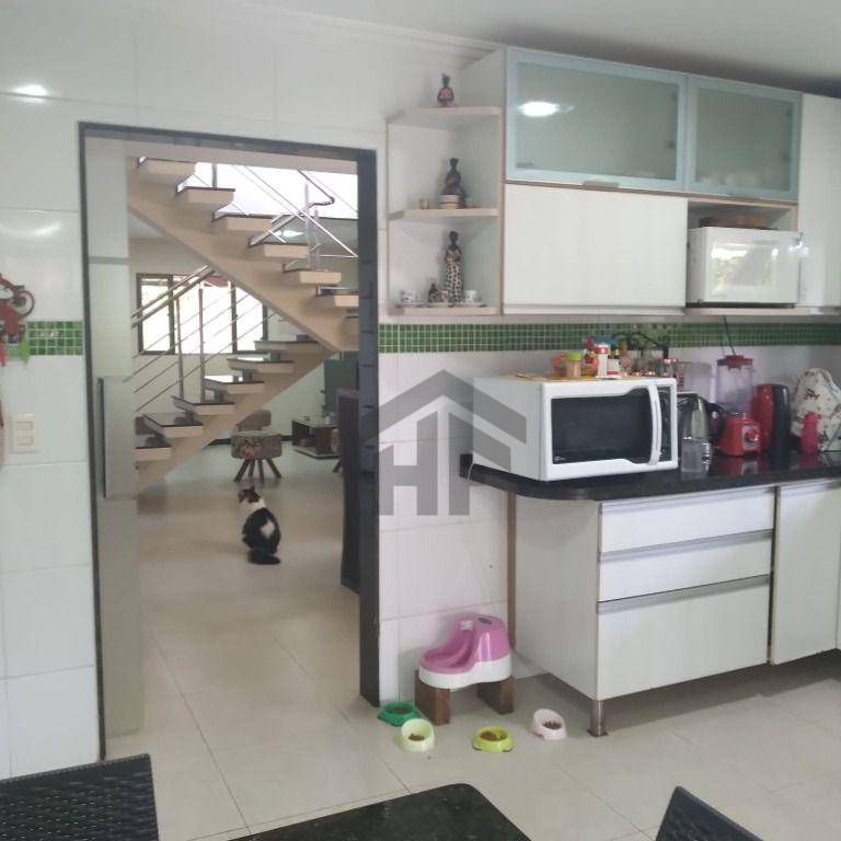 Casa de Condomínio à venda com 6 quartos, 340m² - Foto 6
