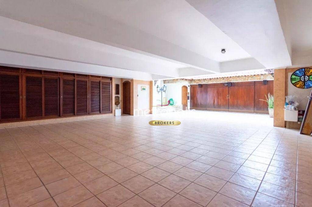 Sobrado à venda e aluguel com 3 quartos, 350m² - Foto 38