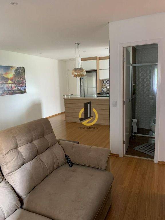 Apartamento à venda com 2 quartos, 79m² - Foto 3