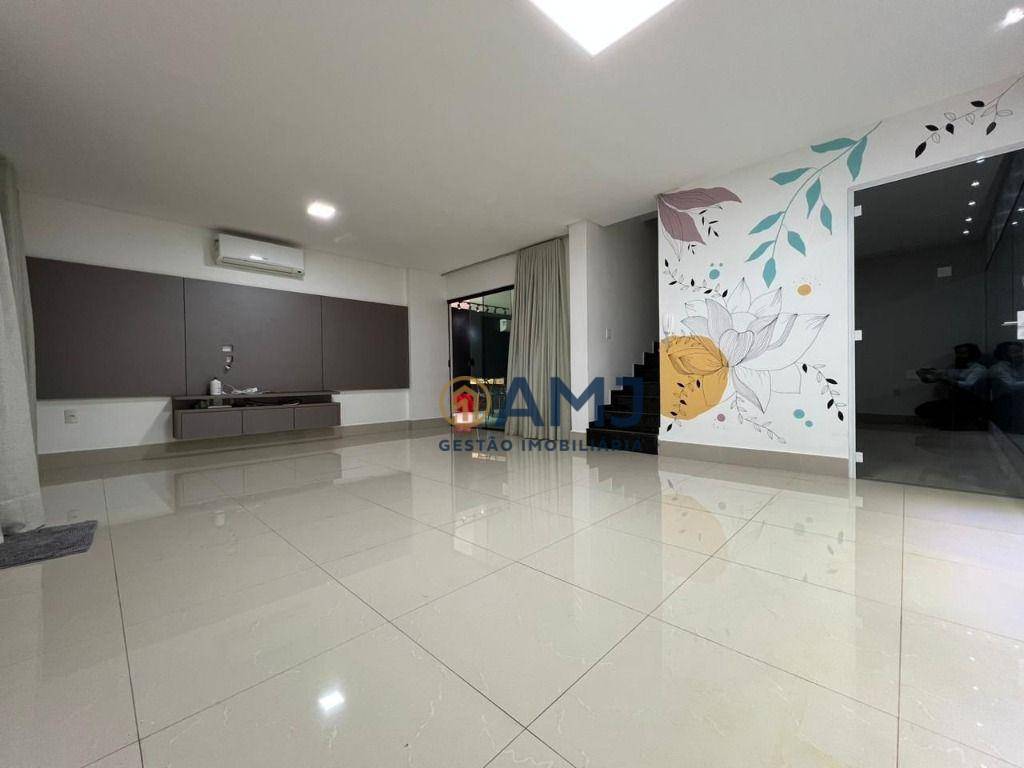 Sobrado à venda com 3 quartos, 190m² - Foto 2