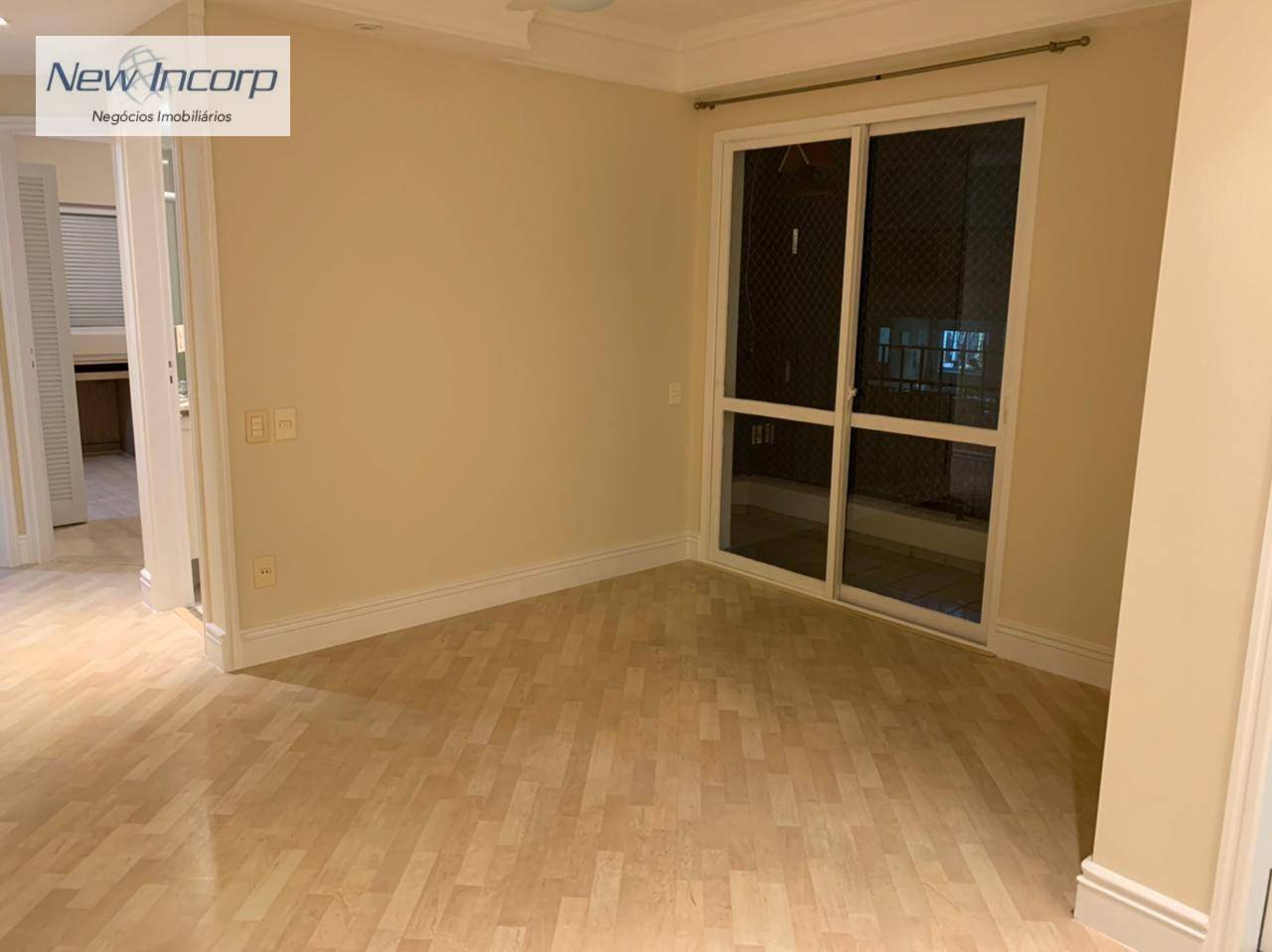 Apartamento à venda com 2 quartos, 74m² - Foto 2