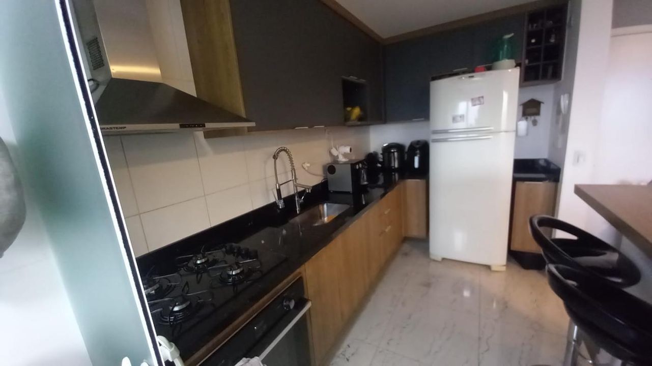 Apartamento à venda com 2 quartos, 60m² - Foto 11