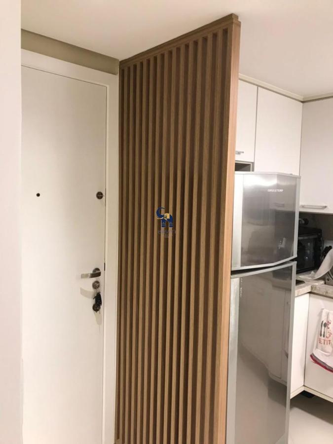 Apartamento à venda com 2 quartos, 58m² - Foto 17