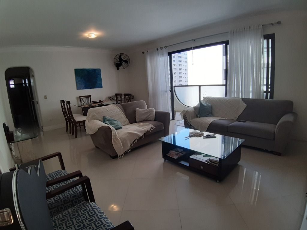 Apartamento à venda com 3 quartos, 140m² - Foto 3