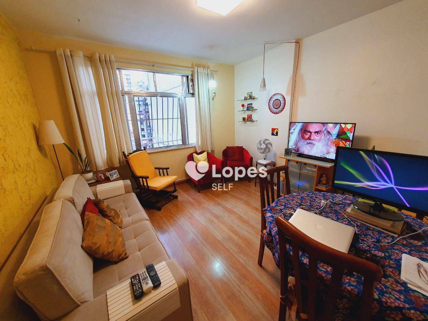 Apartamento à venda com 3 quartos, 108m² - Foto 2