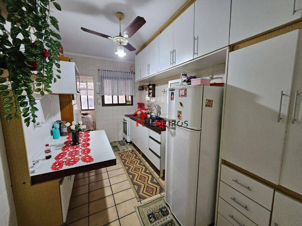 Apartamento à venda com 2 quartos, 80m² - Foto 5