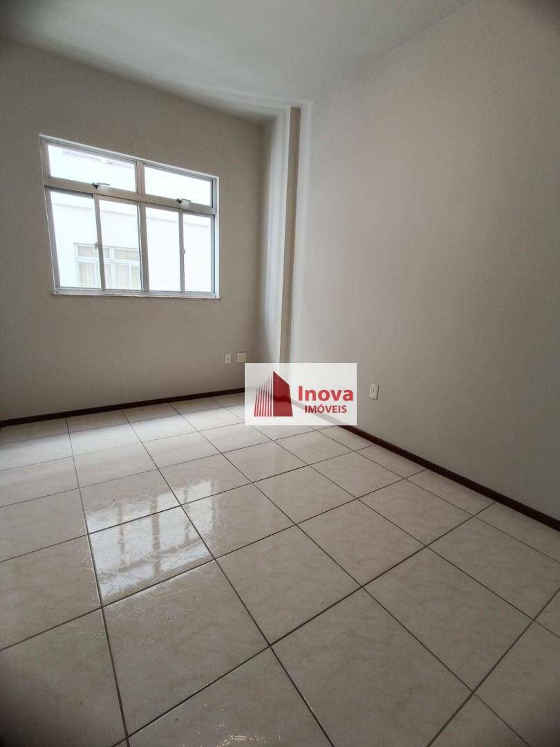 Apartamento para alugar com 3 quartos, 80m² - Foto 9