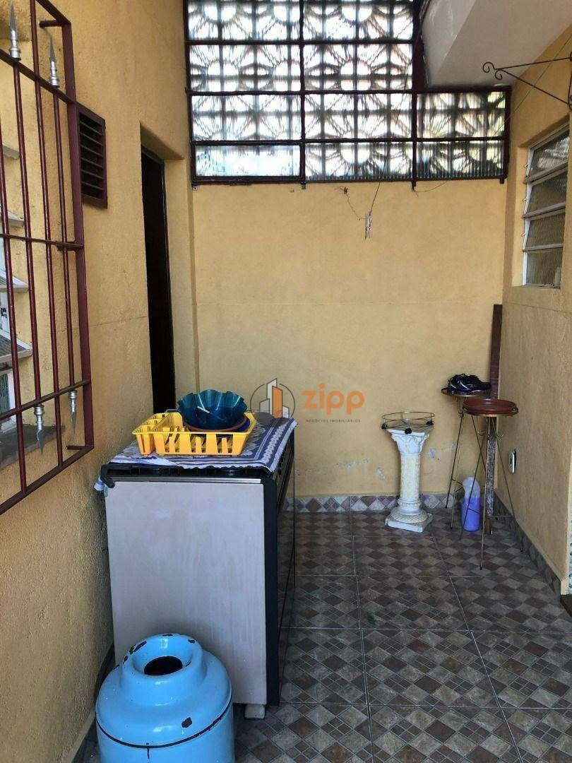 Sobrado à venda com 2 quartos, 125m² - Foto 11