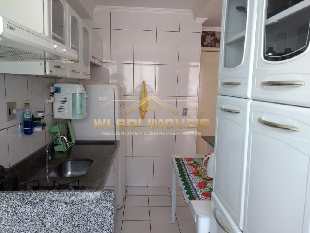 Apartamento à venda com 2 quartos, 49m² - Foto 11